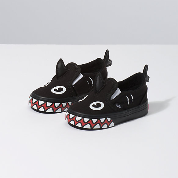 Vans X Shark Week Slip-On V | Shop At Vans