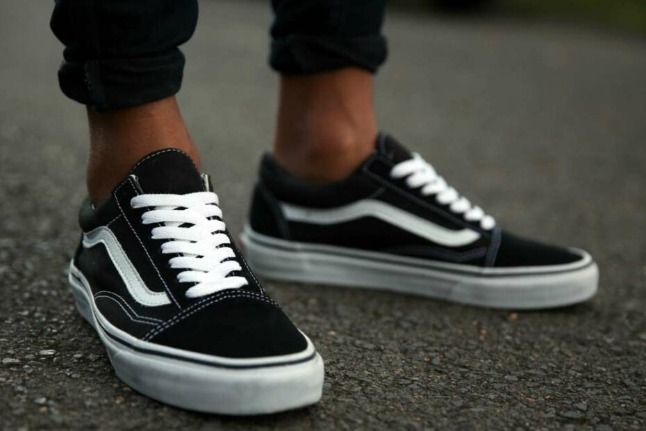 Giầy Thể Thao Vans Off The Wall Black/White Rep1:1