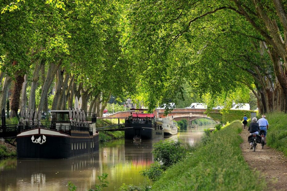 Canals And Inland Waterways - 16Th-18Th Century, Engineering, Trade |  Britannica