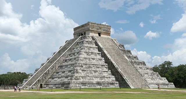 Difference Between Aztec And Mayan | Compare The Difference Between Similar  Terms